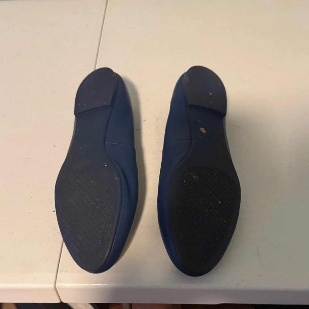 Tory Burch Navy Flats with Gold Emblem - Picture 10 of 10
